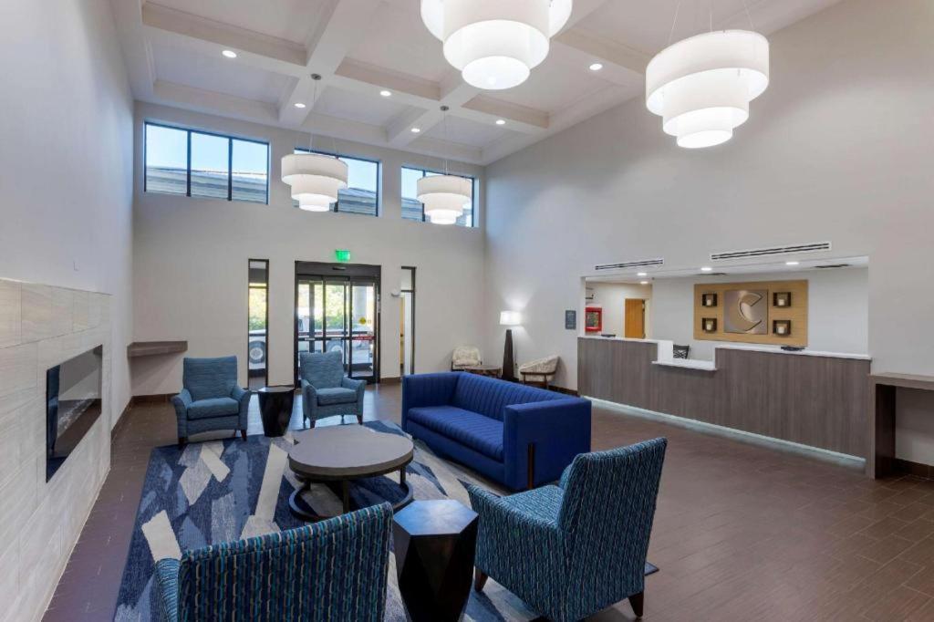 Comfort Inn & Suites Hot Springs Central Extérieur photo