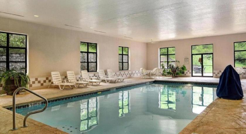 Comfort Inn & Suites Hot Springs Central Extérieur photo